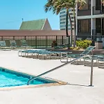 Fully Renovated 1Br With King Bed, Great Mountain Views, And Free Parking!