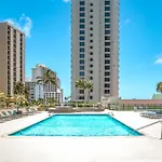 Fully Renovated 1Br With King Bed, Great Mountain Views, And Free Parking!