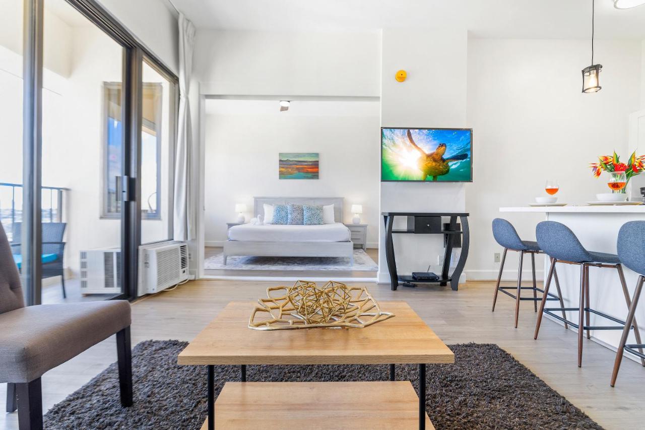 Fully Renovated 1br With King Bed, Great Mountain Views, And Free Parking! * Honolulu