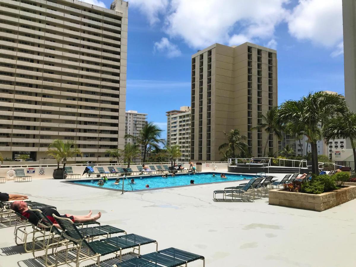 Fully Renovated 1br With King Bed, Great Mountain Views, And Free Parking! Honolulu